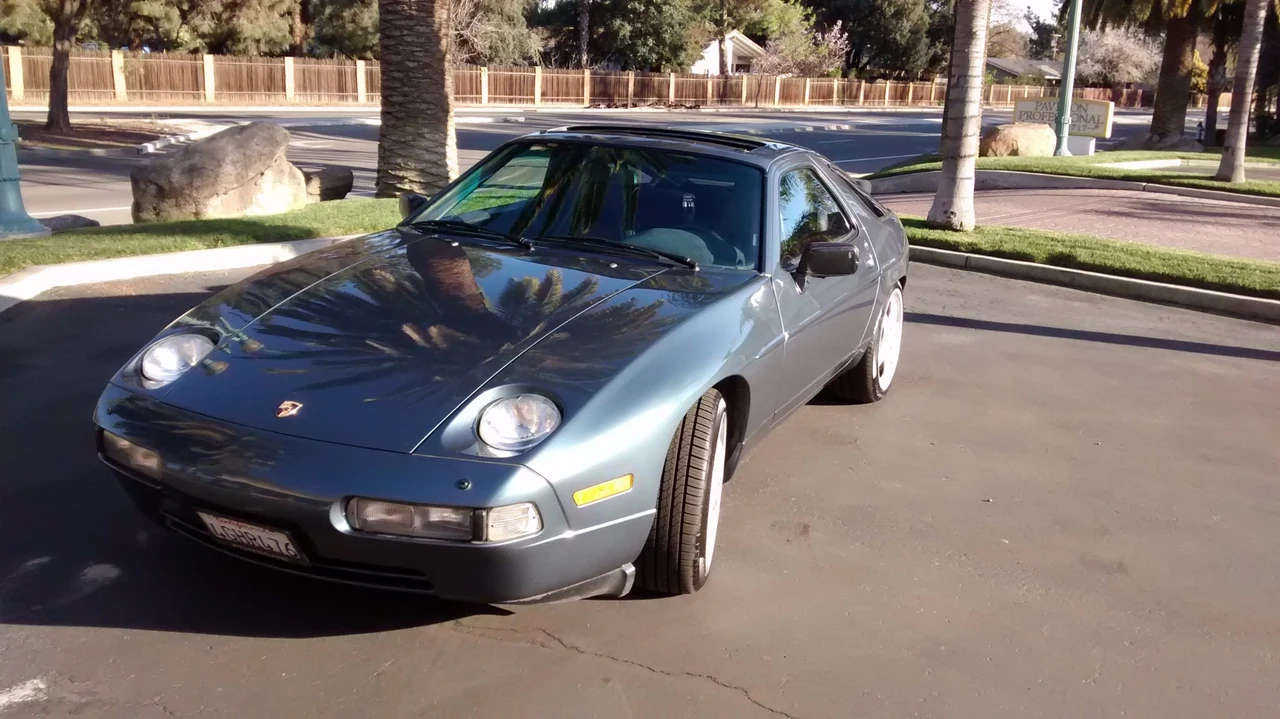 1988 Porsche 928 S4 - Image 5 of 31