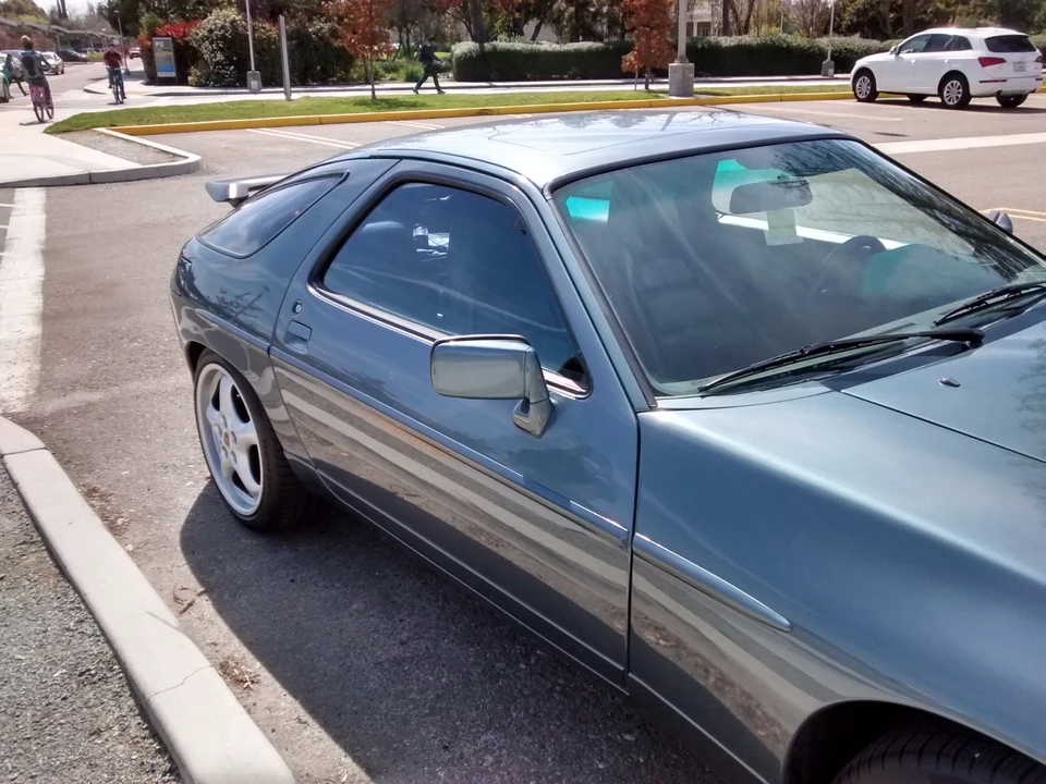 1988 Porsche 928 S4 - Image 7 of 31