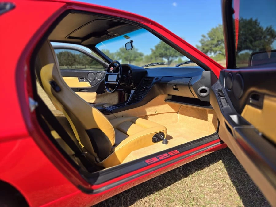 1988 Porsche 928 S4 - Image 8 of 10