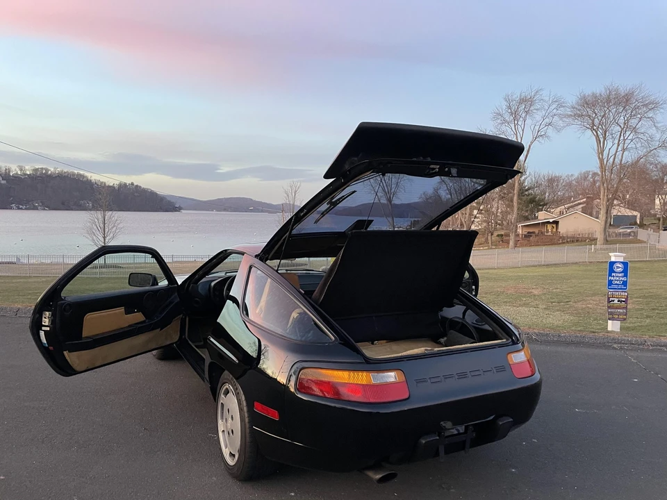 1988 Porsche 928 S4 - Image 11 of 31