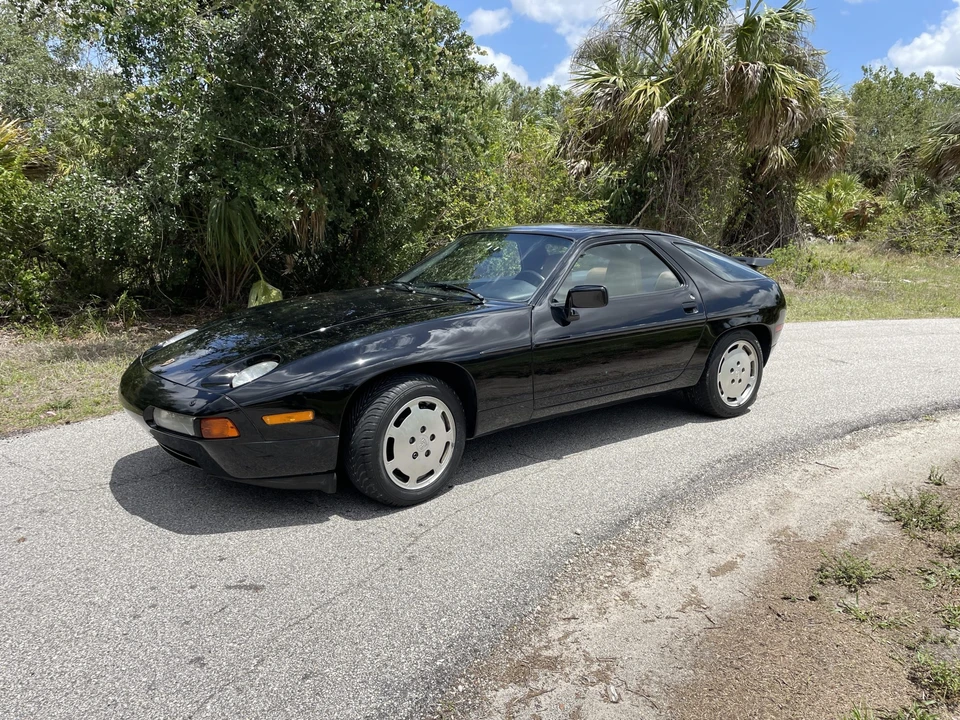 1988 Porsche 928 S4 - Image 19 of 31
