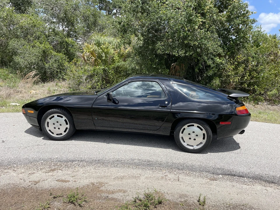 1988 Porsche 928 S4 - Image 21 of 31