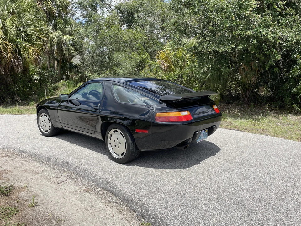 1988 Porsche 928 S4 - Image 23 of 31