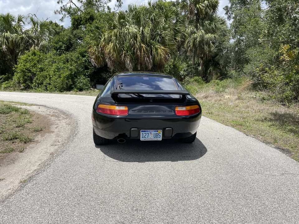 1988 Porsche 928 S4 - Image 25 of 31