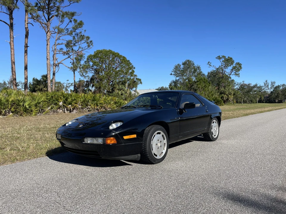 1988 Porsche 928 S4 - Image 3 of 31