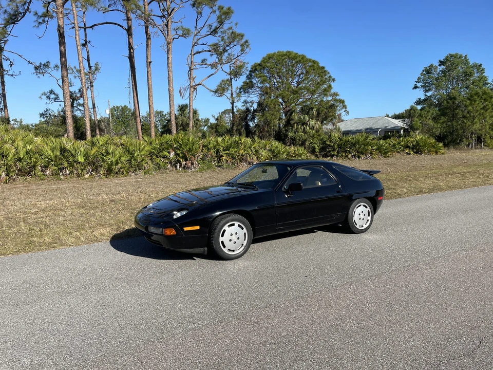 1988 Porsche 928 S4 - Image 4 of 31