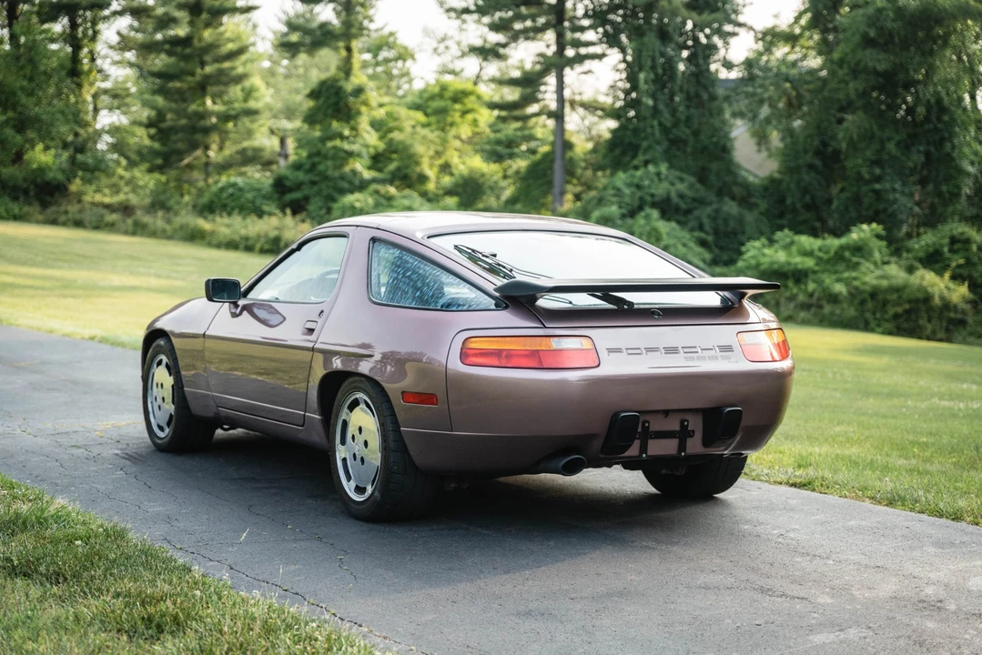 1988 Porsche 928 S4 - Image 22 of 31