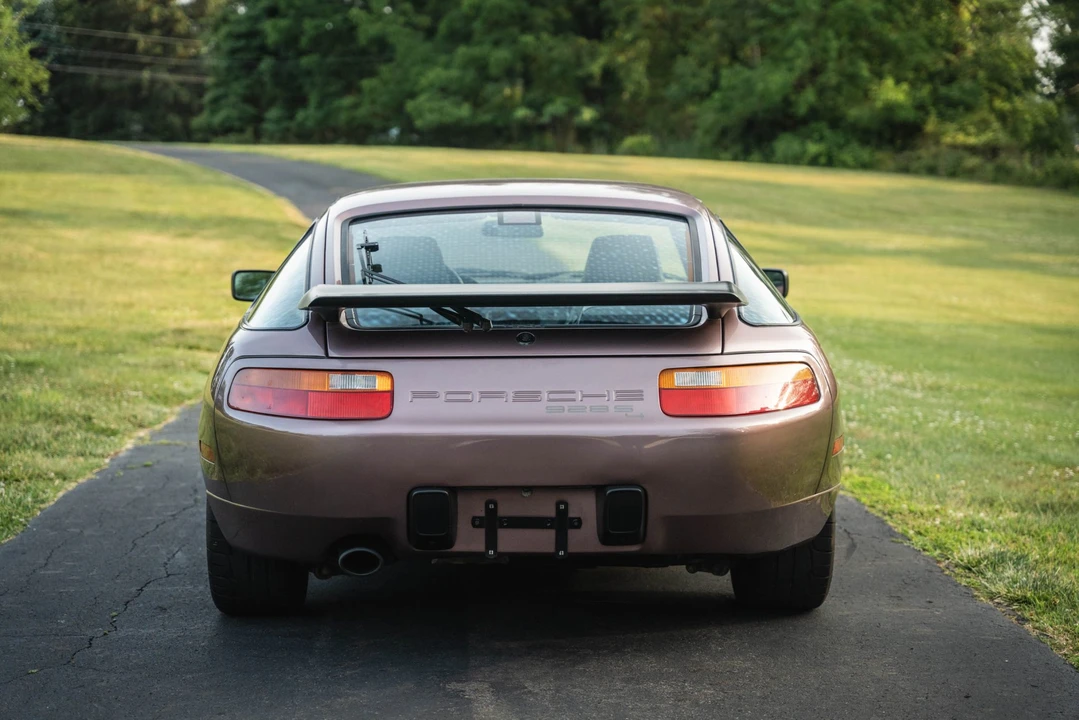 1988 Porsche 928 S4 - Image 23 of 31
