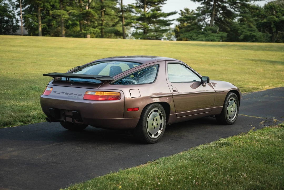 1988 Porsche 928 S4 - Image 25 of 31