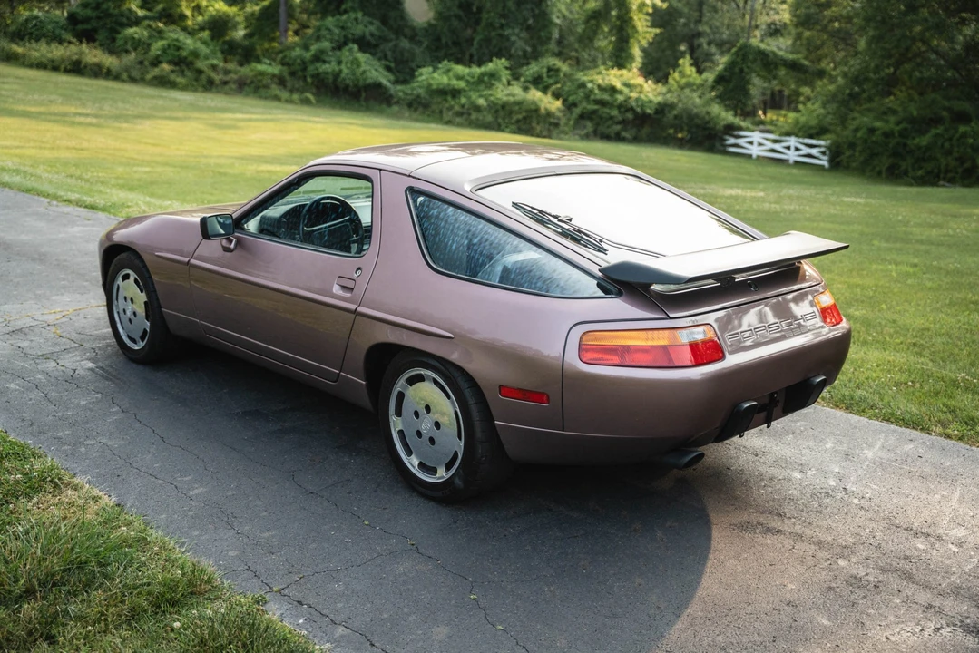 1988 Porsche 928 S4 - Image 18 of 31