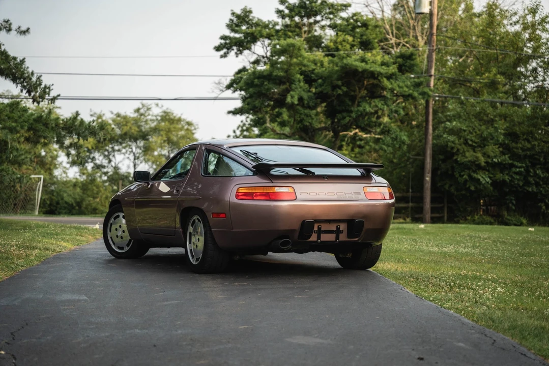 1988 Porsche 928 S4 - Image 19 of 31