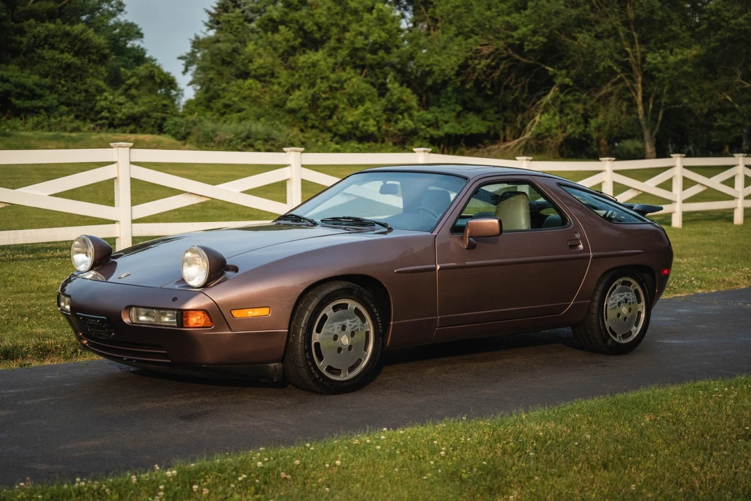 1988 Porsche 928 S4 - Image 6 of 31