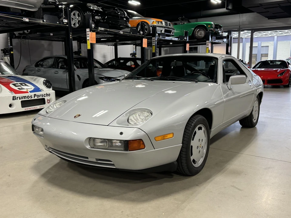 1988 Porsche 928 S4 - Image 3 of 31