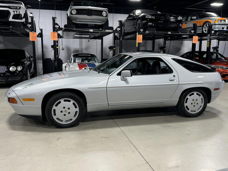 1988 Porsche 928 S4 - Image 21 of 31