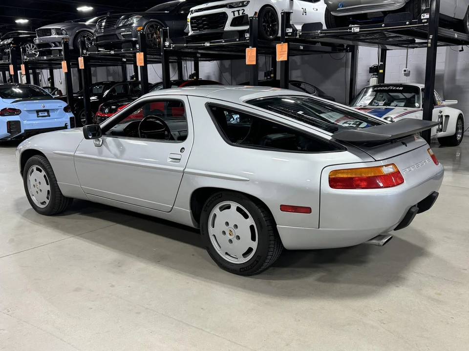 1988 Porsche 928 S4 - Image 19 of 31