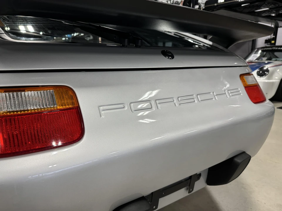 1988 Porsche 928 S4 - Image 25 of 31