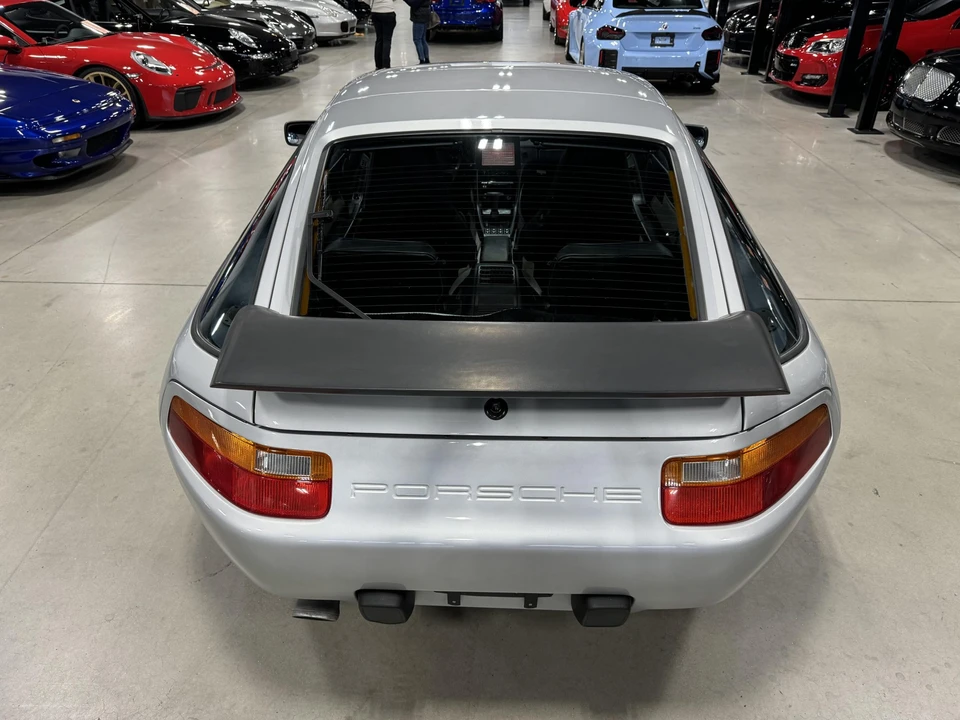 1988 Porsche 928 S4 - Image 16 of 31