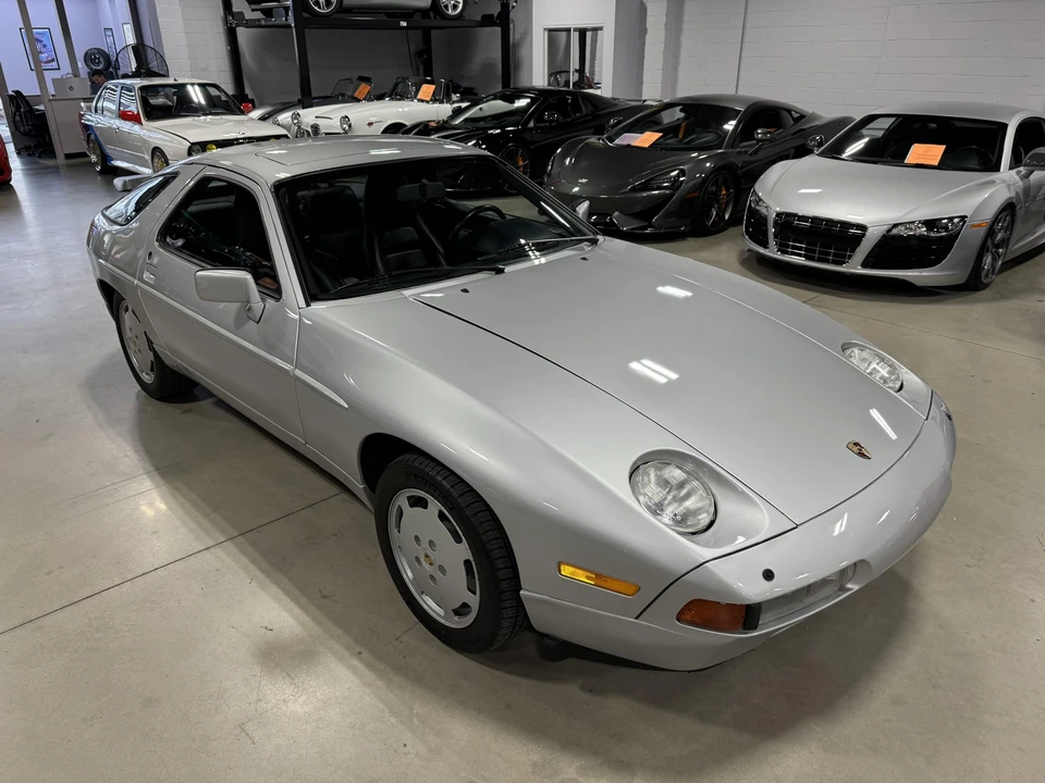 1988 Porsche 928 S4 - Image 8 of 31