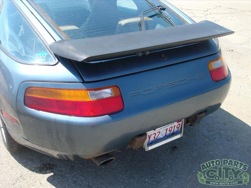 1988 Porsche 928 S4 - Image 7 of 31
