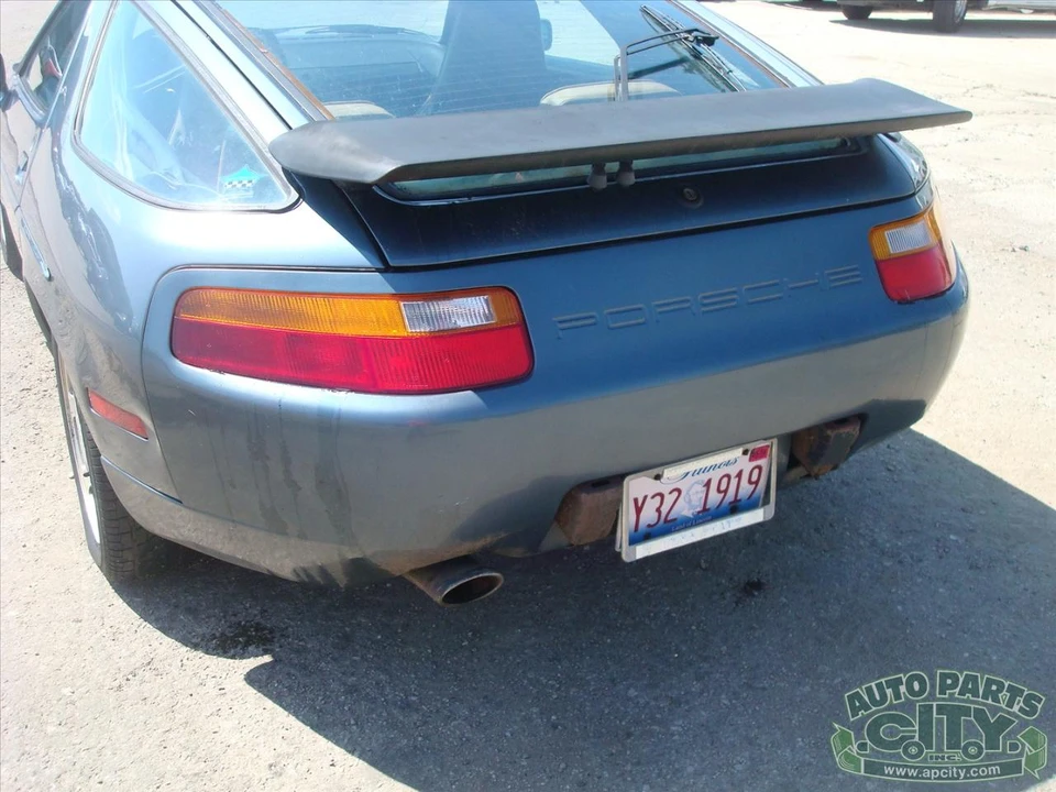 1988 Porsche 928 S4 - Image 11 of 31