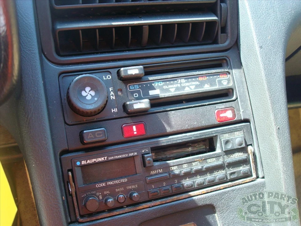 1988 Porsche 928 S4 - Image 17 of 31