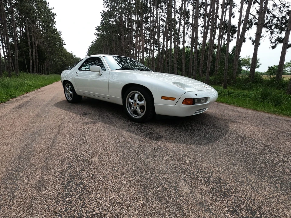 1988 Porsche 928 S4 - Image 22 of 31