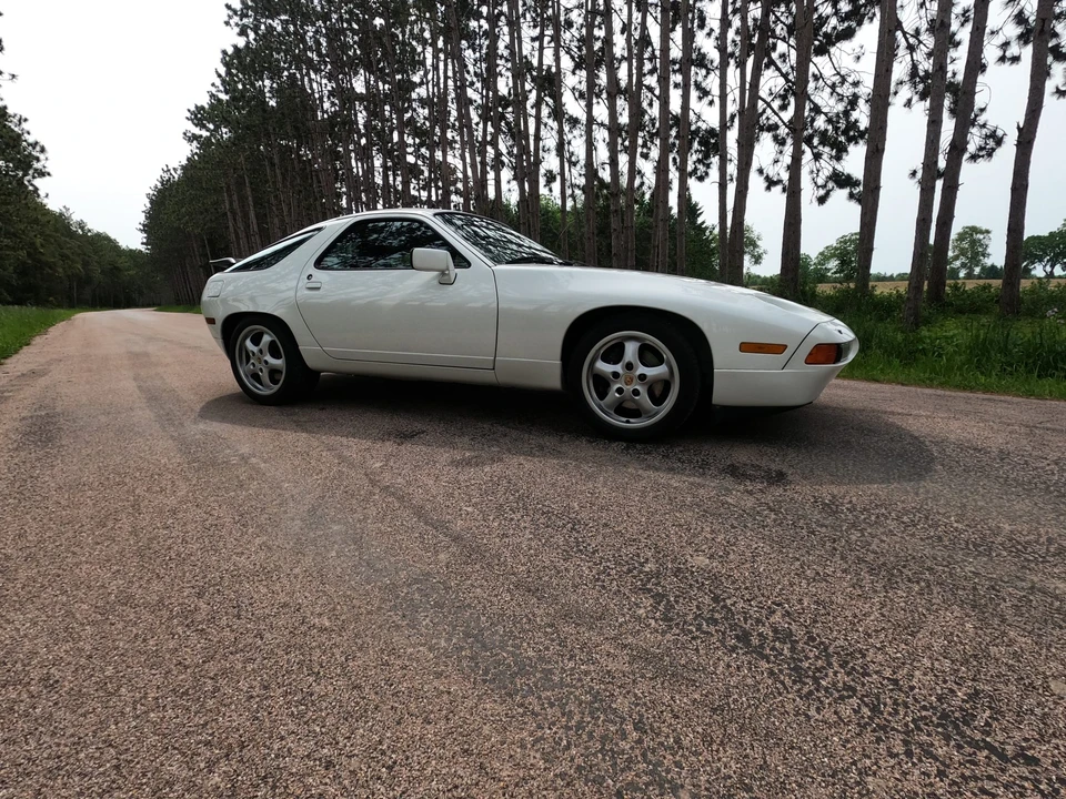 1988 Porsche 928 S4 - Image 23 of 31