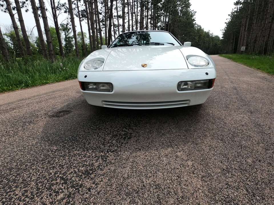 1988 Porsche 928 S4 - Image 9 of 31