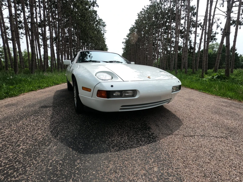 1988 Porsche 928 S4 - Image 15 of 31