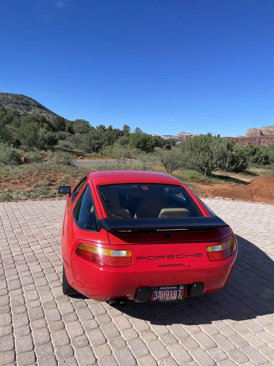 1988 Porsche 928 S4 - Image 11 of 31