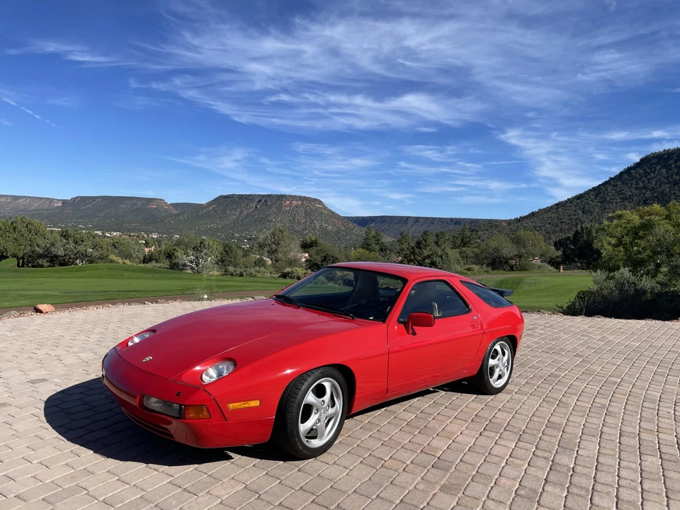 1988 Porsche 928 S4 - Image 2 of 31