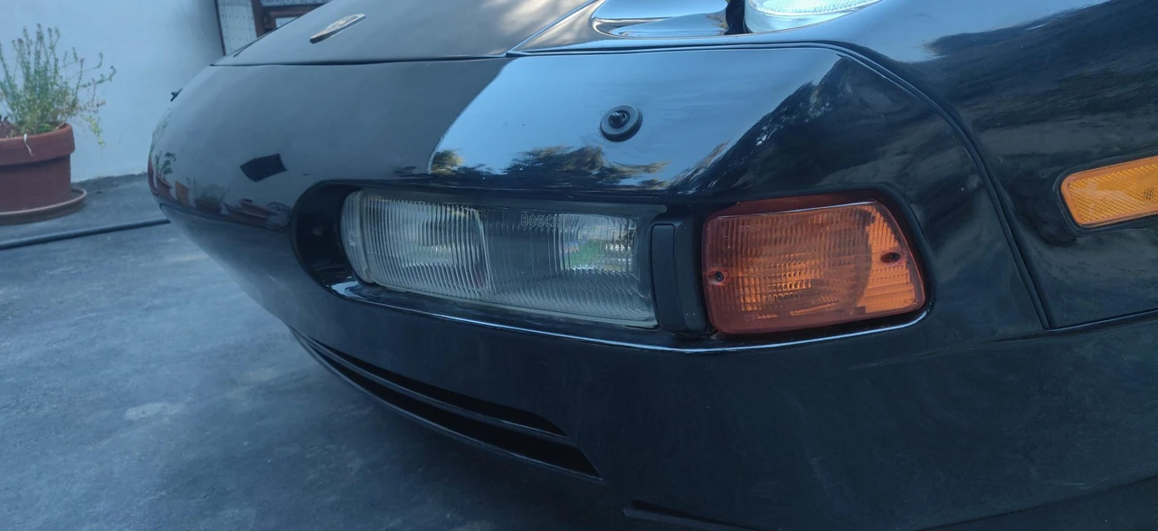 1988 Porsche 928 S4 - Image 12 of 31