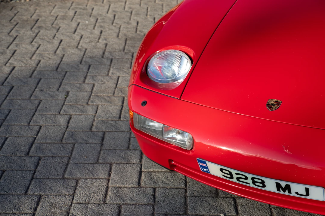 1988 Porsche 928 S4 - Image 12 of 31