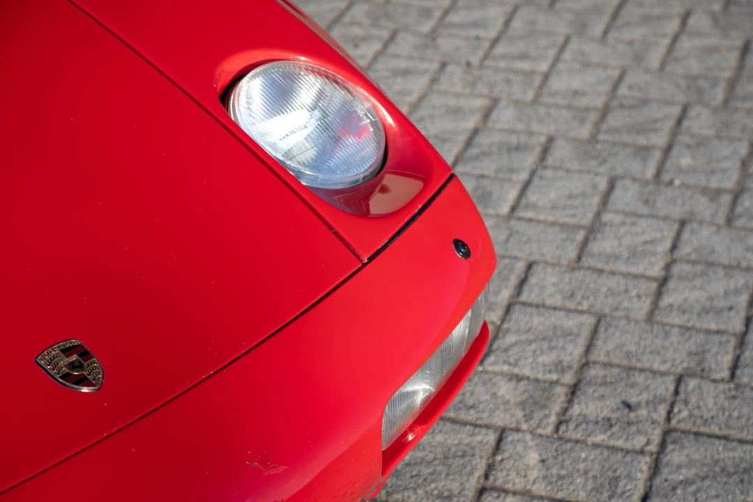 1988 Porsche 928 S4 - Image 15 of 31