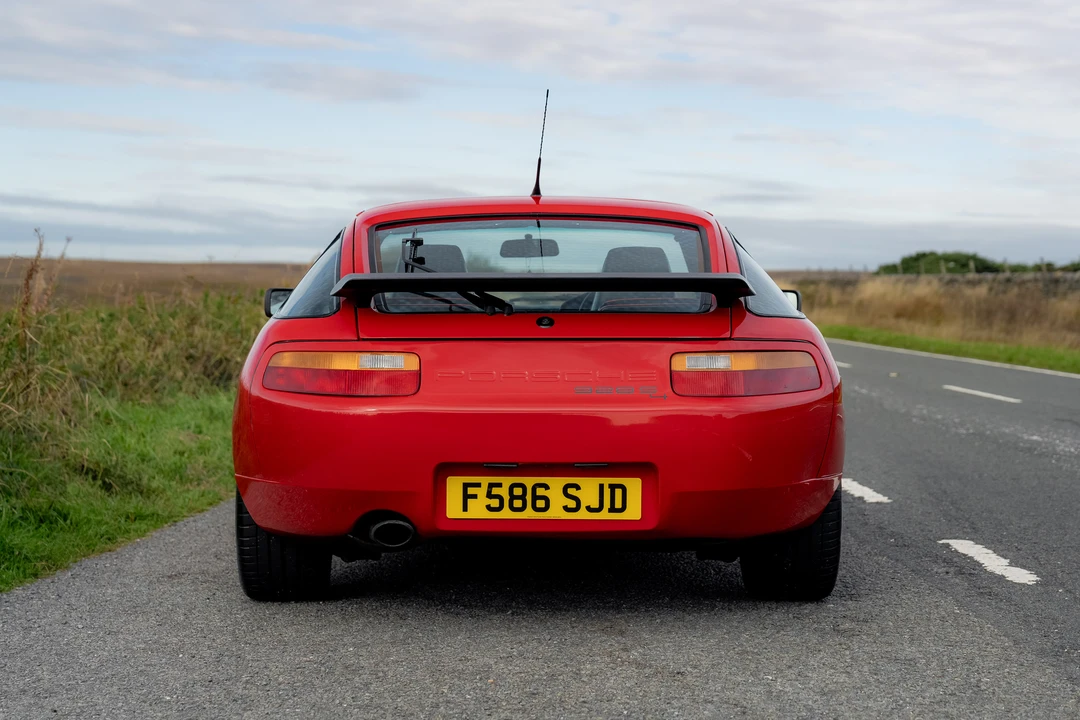 1988 Porsche 928 S4 - Image 6 of 31