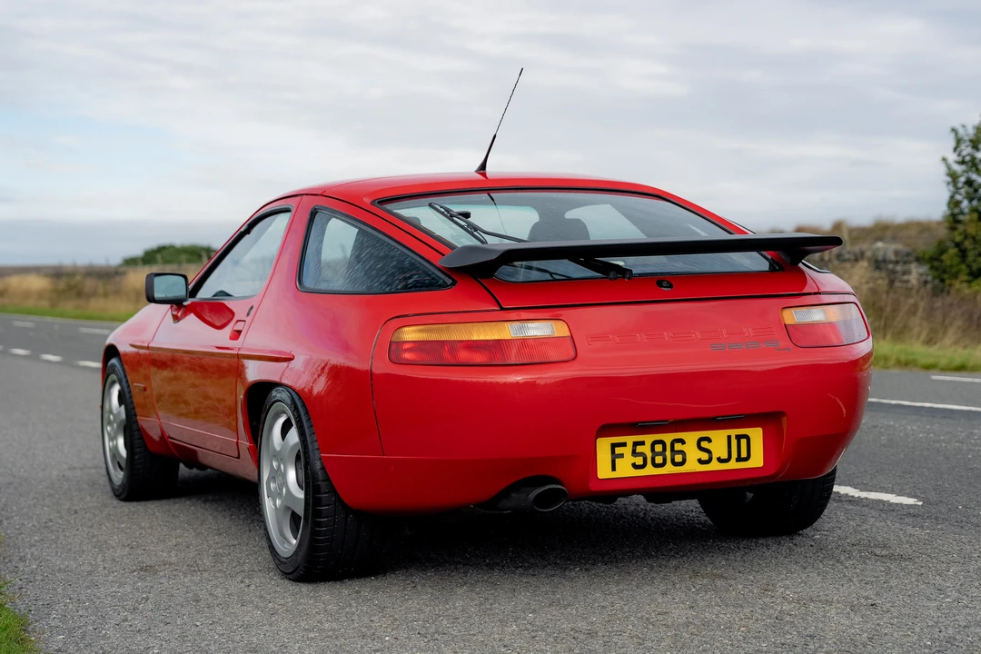 1988 Porsche 928 S4 - Image 5 of 31