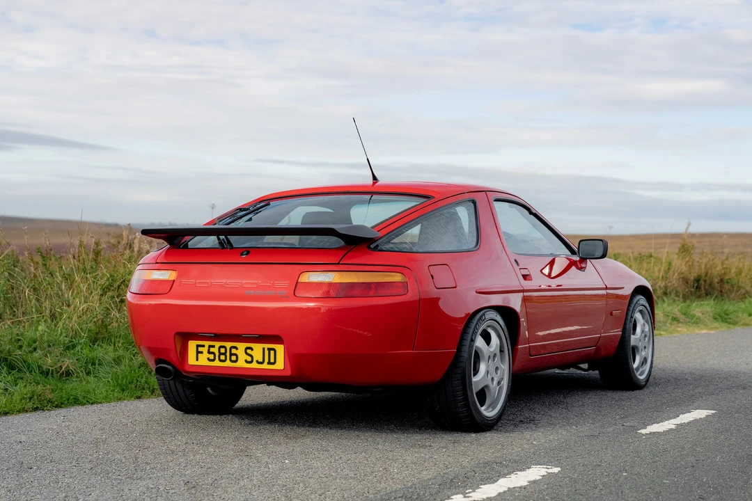 1988 Porsche 928 S4 - Image 7 of 31