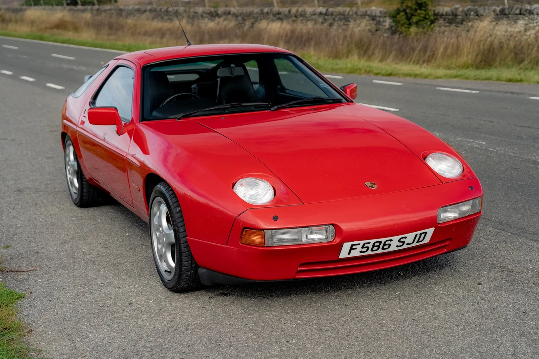 1988 Porsche 928 S4 - Image 16 of 31