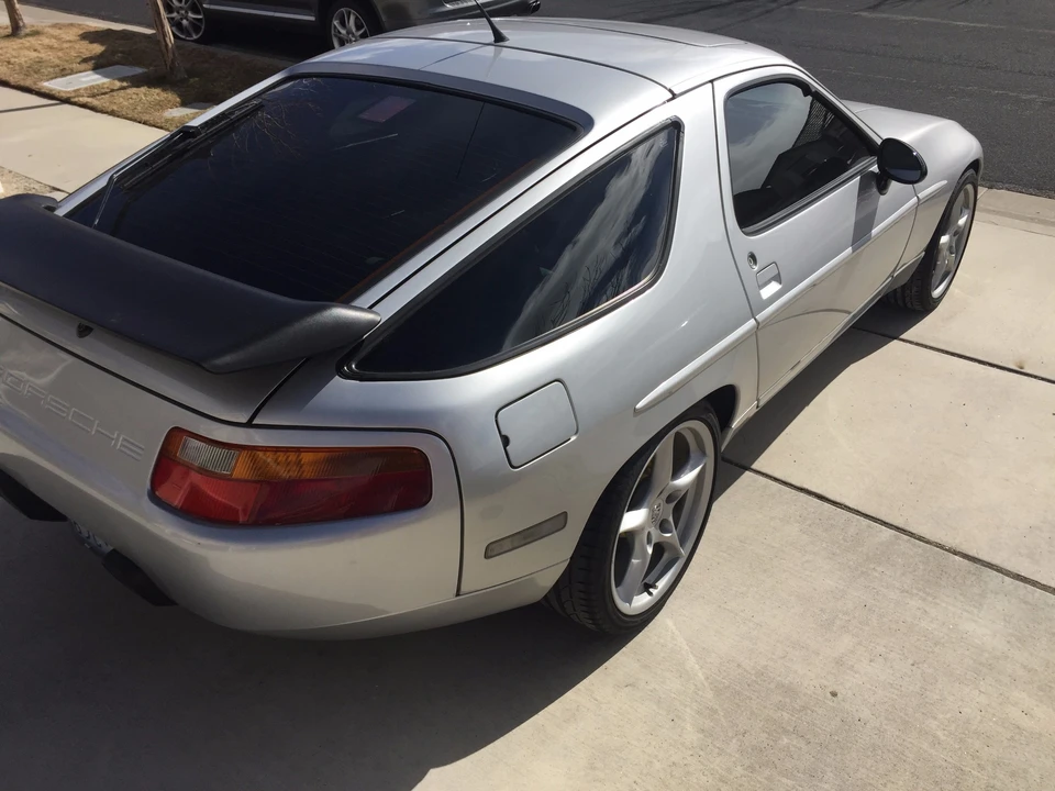 1988 Porsche 928 S4 - Image 13 of 31