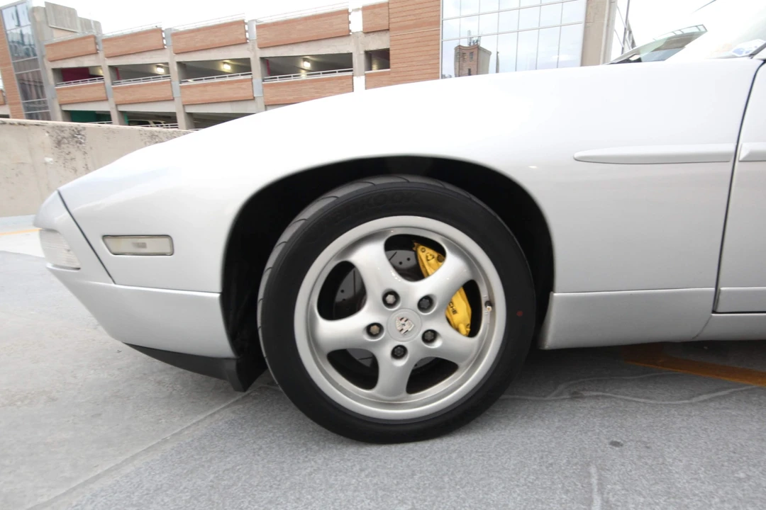 1988 Porsche 928 S4 - Image 20 of 31