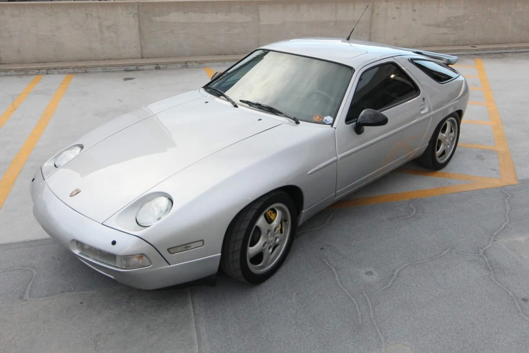1988 Porsche 928 S4 - Image 3 of 31