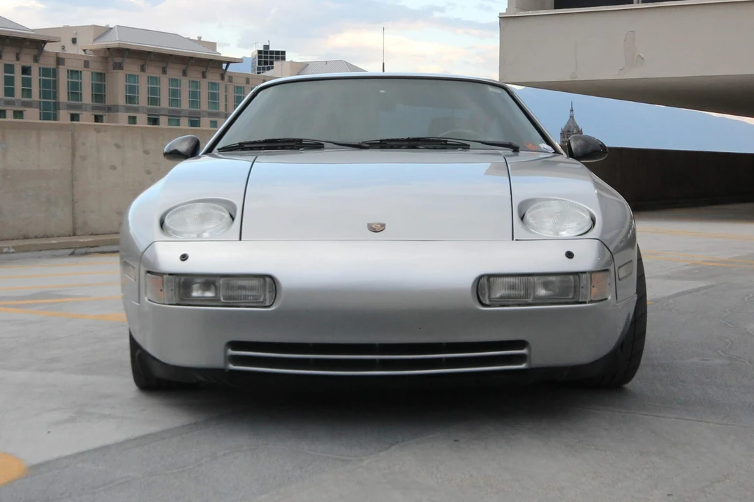 1988 Porsche 928 S4 - Image 17 of 31