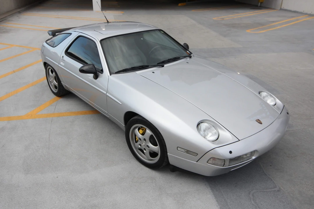 1988 Porsche 928 S4 - Image 16 of 31