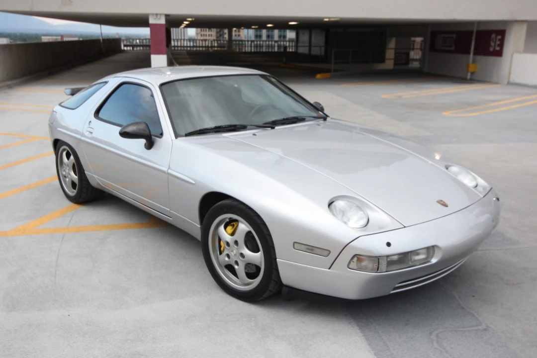 1988 Porsche 928 S4 - Image 15 of 31
