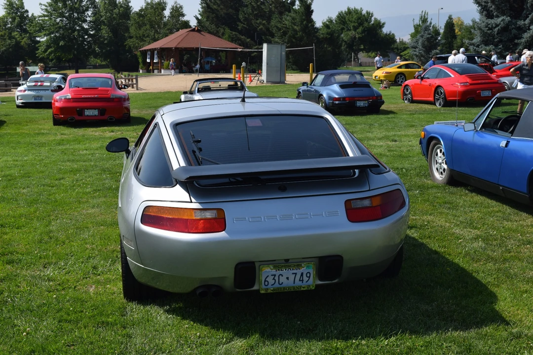 1988 Porsche 928 S4 - Image 6 of 31