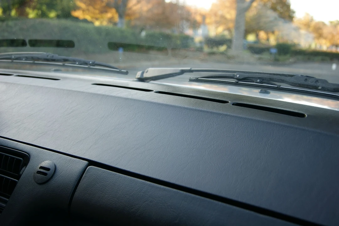 1988 Porsche 928 S4 - Image 15 of 31