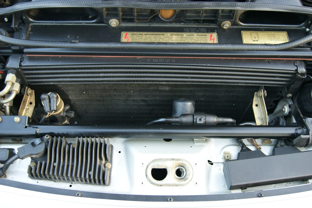 1988 Porsche 928 S4 - Image 24 of 31
