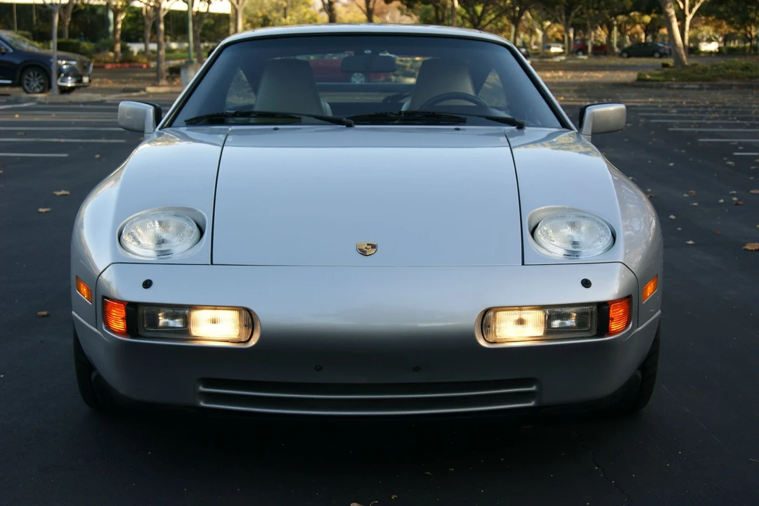 1988 Porsche 928 S4 - Image 29 of 31