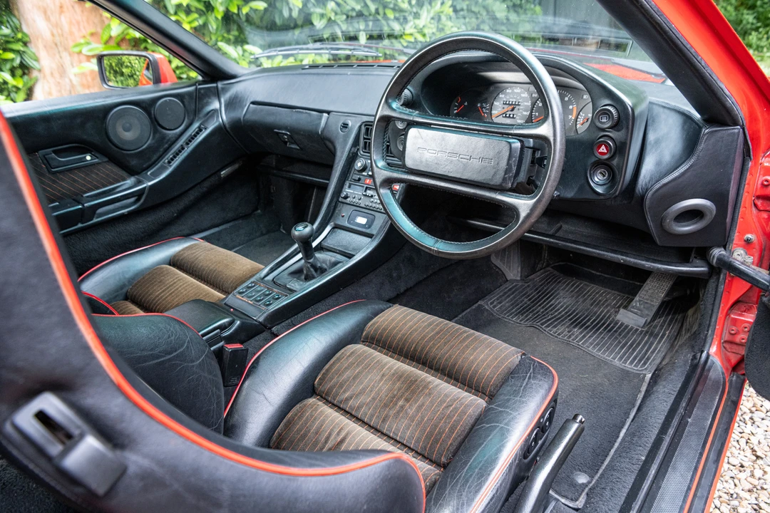 1988 Porsche 928 S4 CS/SE - Image 9 of 28