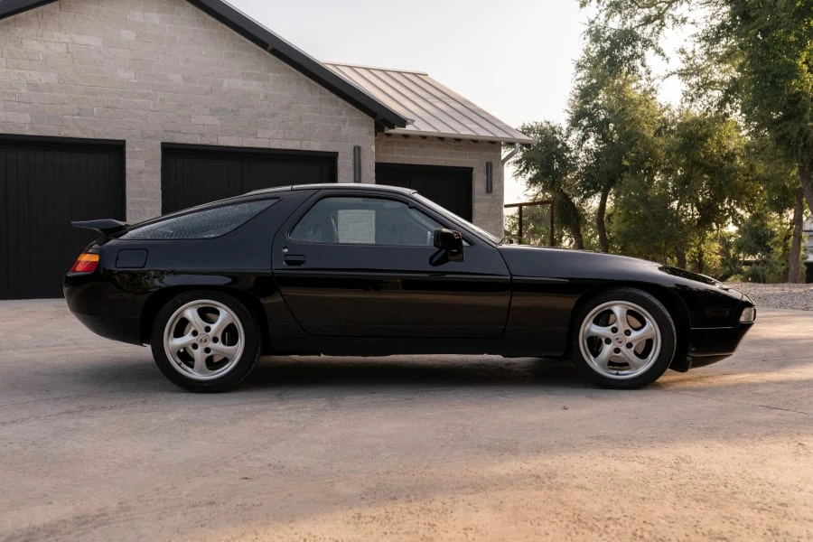 1988 Porsche 928 S4 - Image 17 of 31
